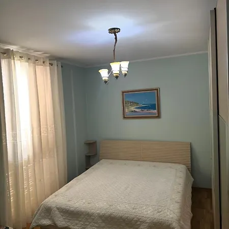 Capital Bruci * Tirana